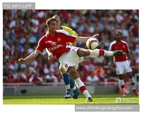 球星独门足球射门绝技全面解析从力量到技巧展现进球艺术 球星独门足球射门绝技全面解析从力量到技巧展现进球艺术