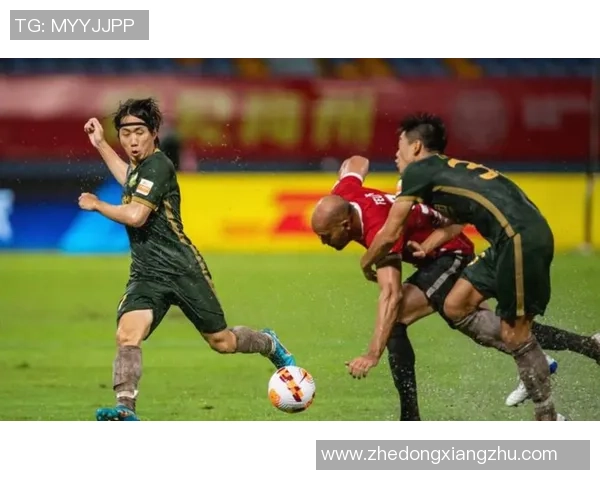 足球球星下班后真实生活揭秘展现赛场之外的温情与日常